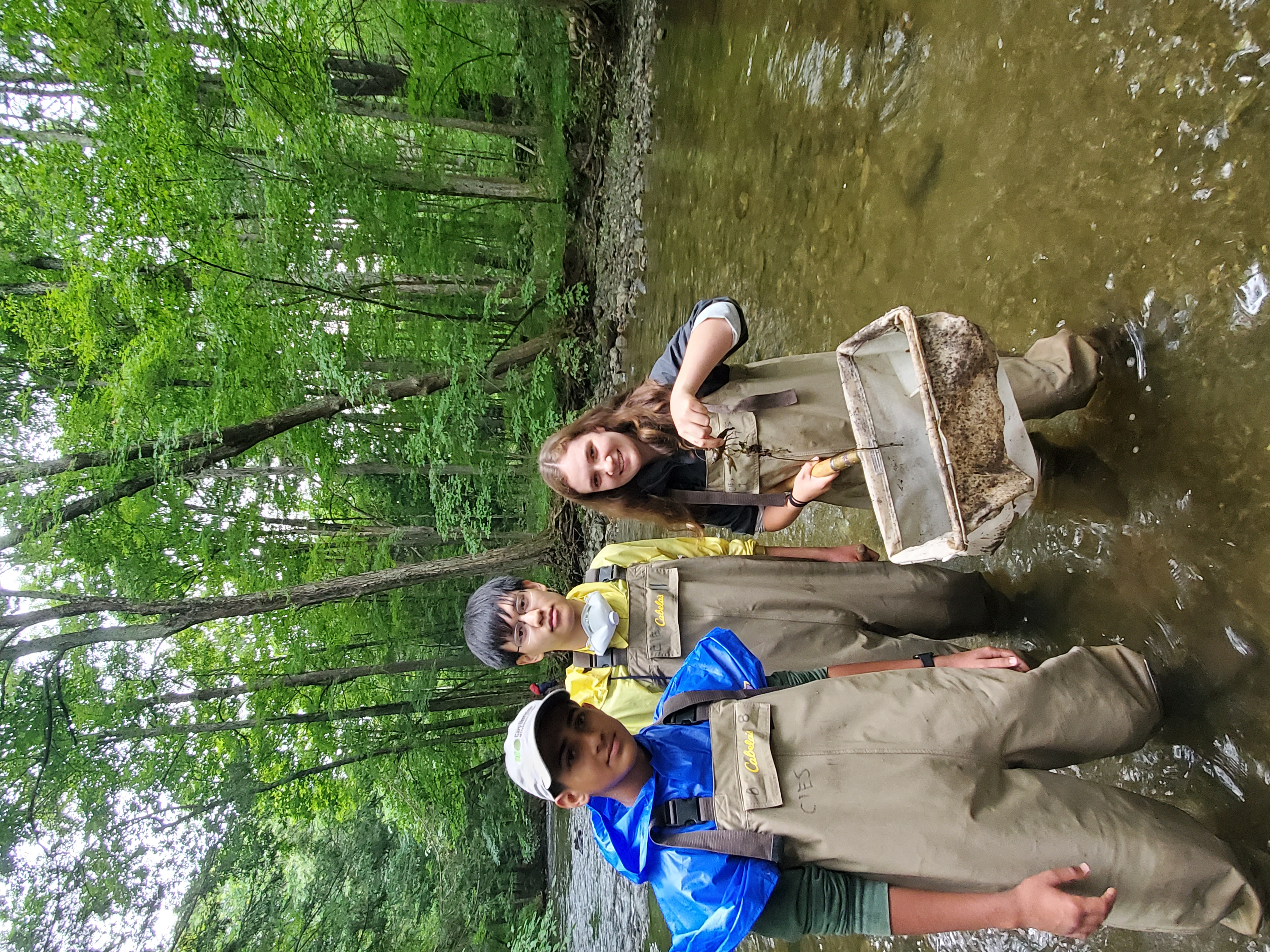 MH-YES students pose with a rather large crayfish they caught while sampling for macroinvertebrates in Wappinger Creek (Millbrook, NY). Photo credit: Kaila Hastings
