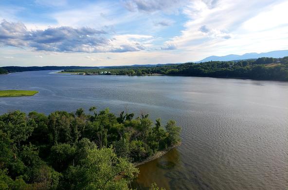hudson river